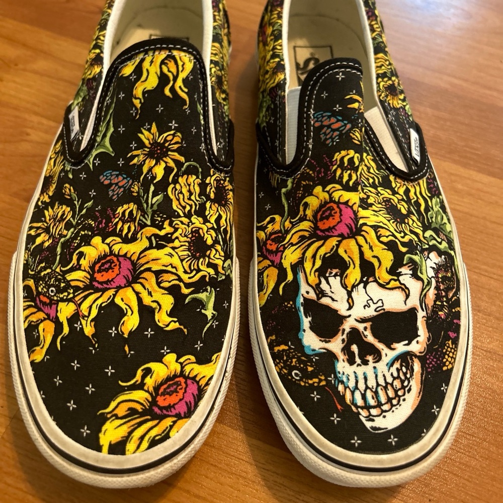 vans shoes men's 10 women's 12 flower w/ skull black & yellow slip on Halloween